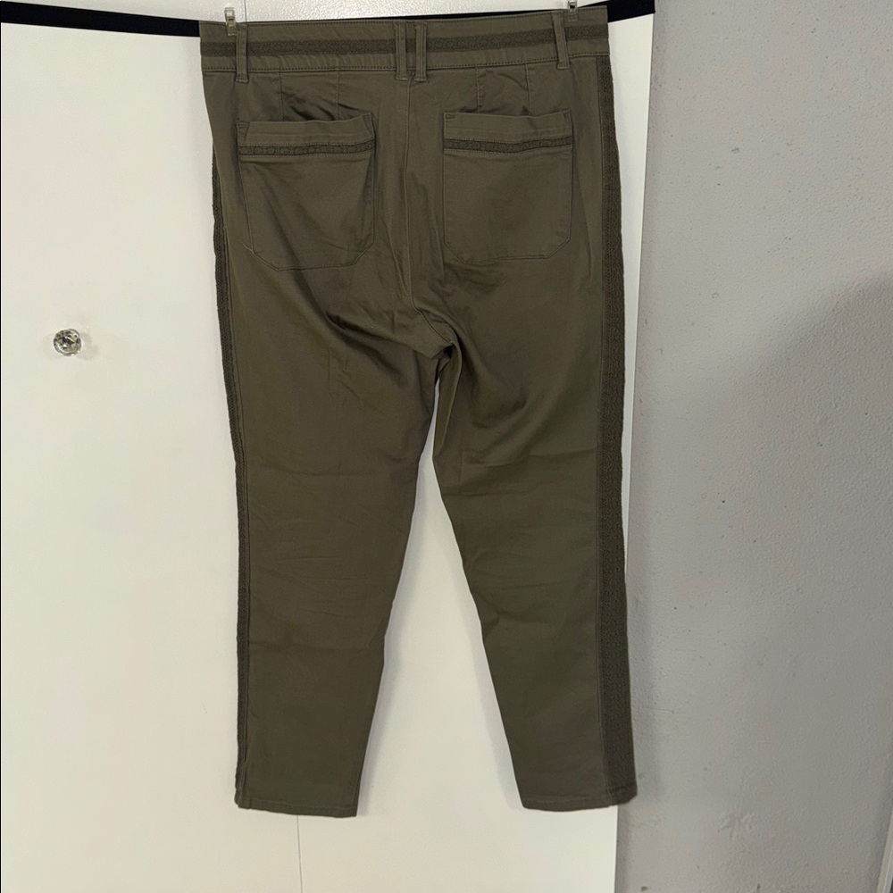 Democracy Olive Cargo Pants - Picture 2 of 7